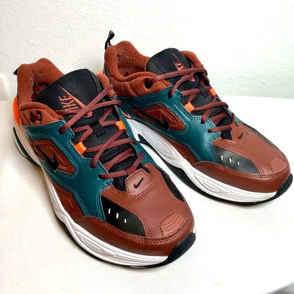 Nike M2K tekno